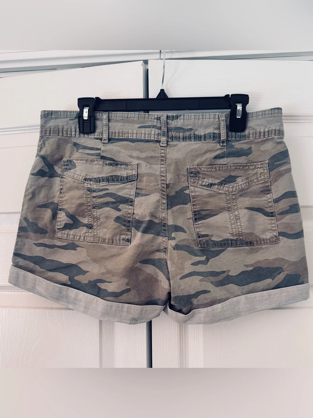 N/A camo shorts